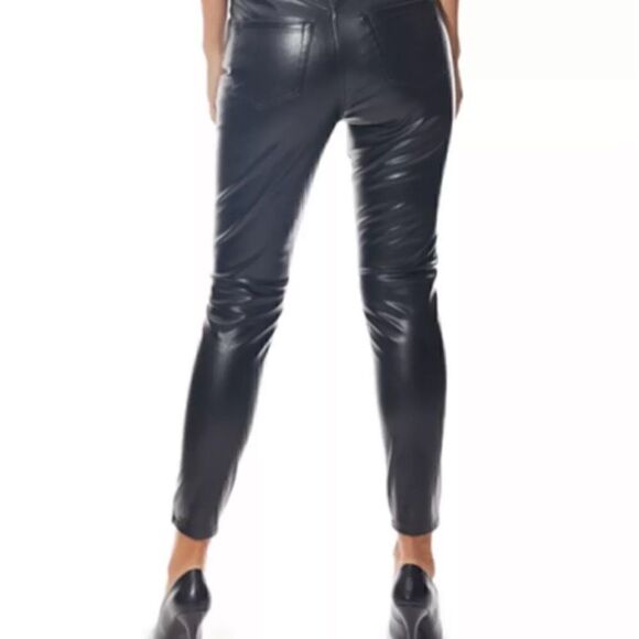 New DOLLHOUSE Juniors' Vegan Leather High Rise Skinny Jeans Black pants Size 0… - Picture 4 of 7